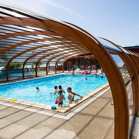 Les De La Vingeanne 3*