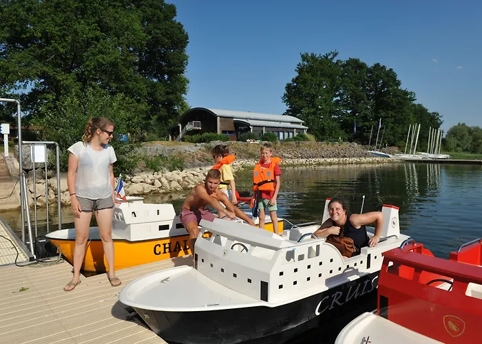 Camping Maeva Escapades Domaine De La Vingeanne פארק נופש