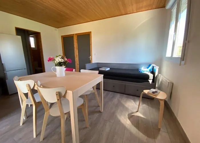 Camping Maeva Escapades Domaine De La Vingeanne