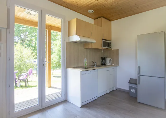 Camping Maeva Escapades Domaine De La Vingeanne 3*